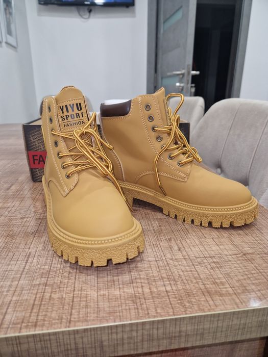 Ghete unisex marimea 37