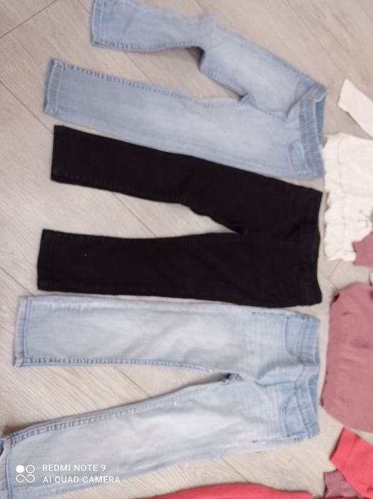 лот за момиче - блузи и панталони