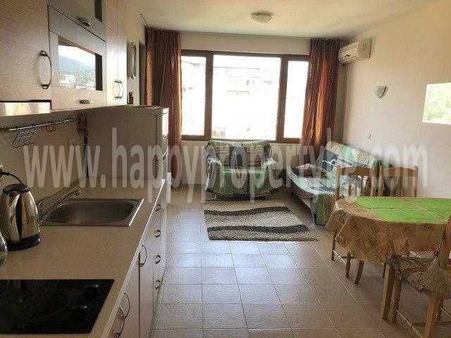 Продава се Двустаен апартамент в к.к. Слънчев бряг - 65 кв.м за 1016 €/кв.м - Снимка #2