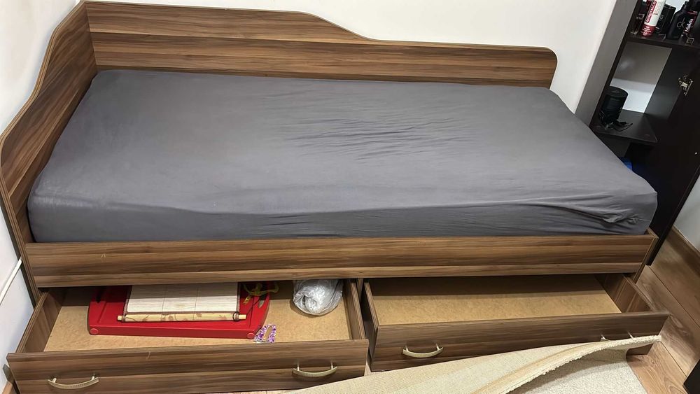 Pat de o persoana, cu saltea