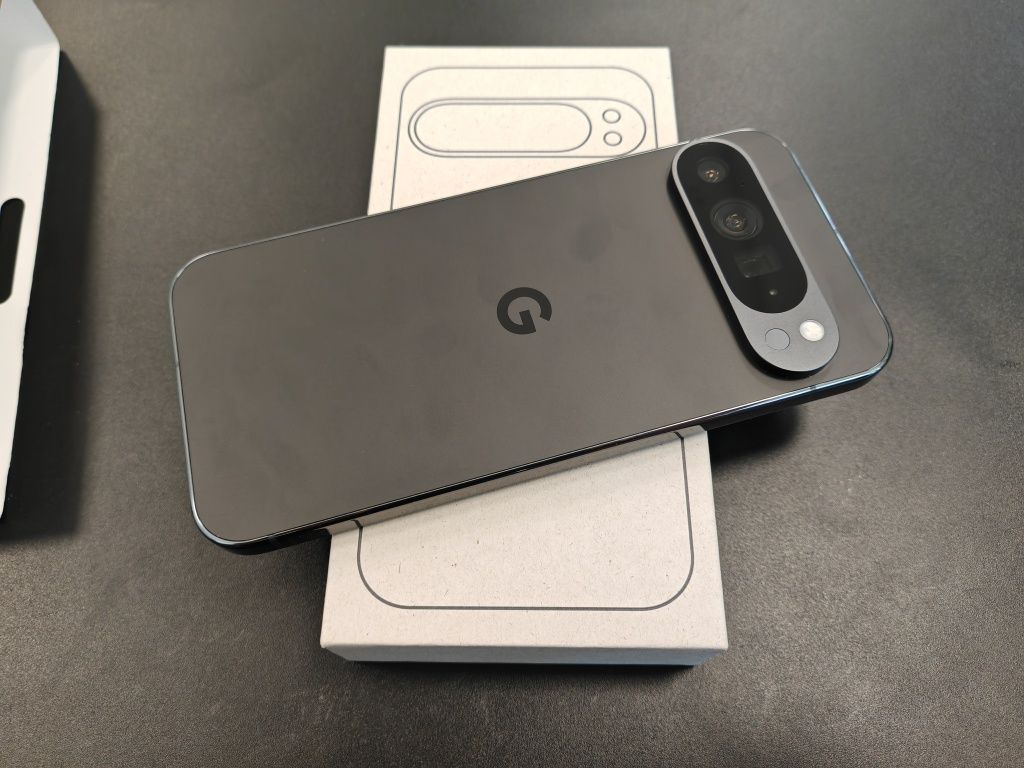 Като нов Google Pixel 9 Pro XL 5G 16 GB RAM 128 GB Obsidian