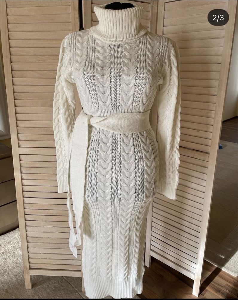 Rochie alba tricotata crosetata material stil lana