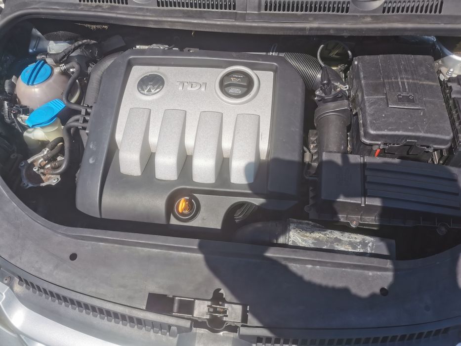 Golf 5 plus 1.9tdi bkc fab2007proprietar