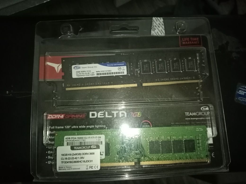 Опертивная память ddr4 4gb