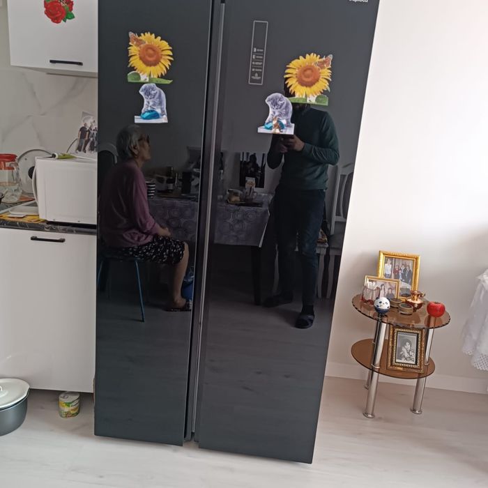 Продам Холодильник двухкамерный