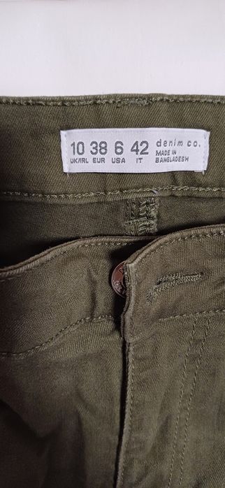 Blugi damă,  mărimea 38.