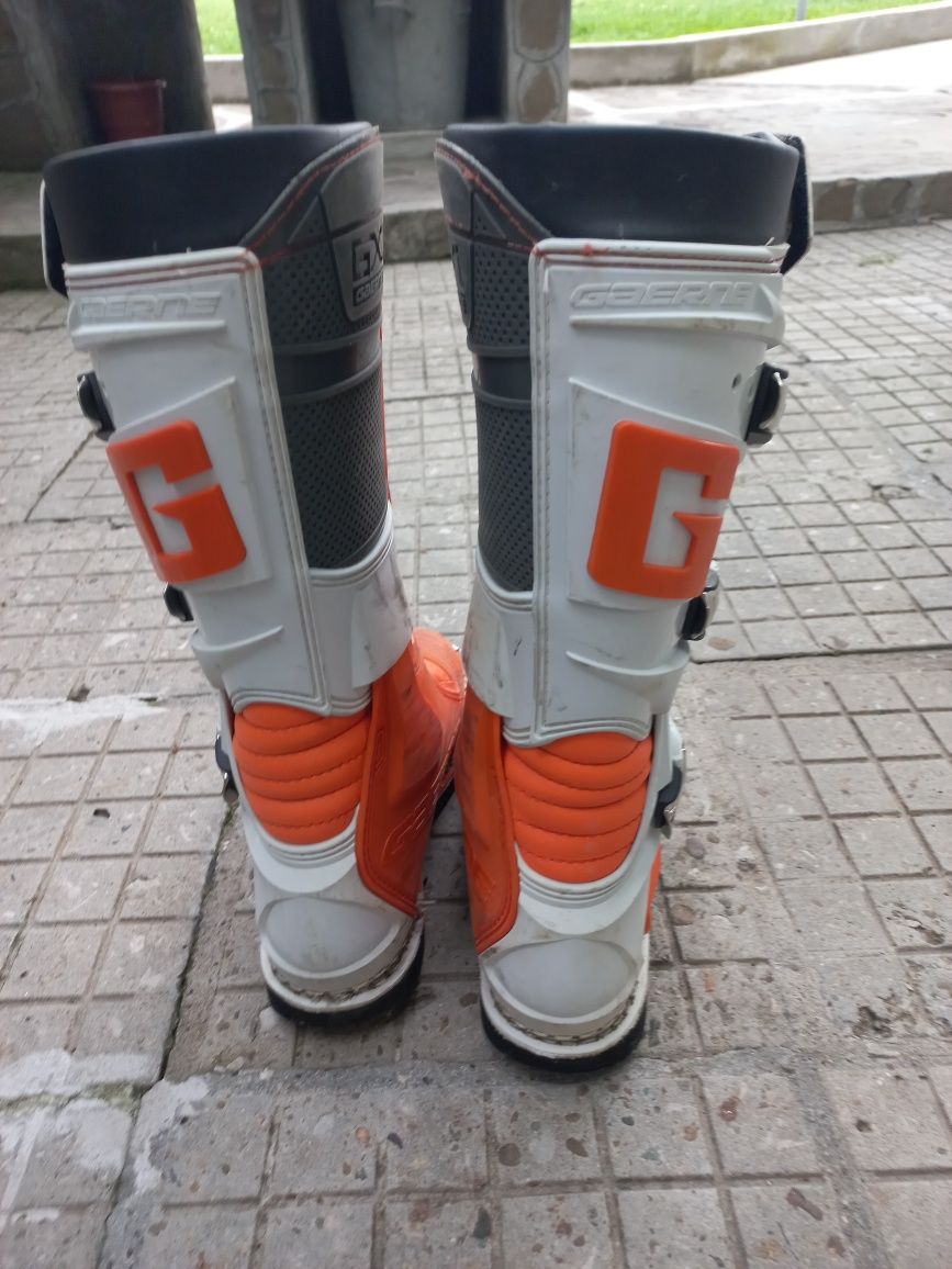 Ботуши за мотокрос