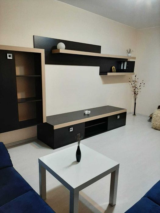Apartament 3 camere de închiriat et. 2, CT, lângă cinema Geo Saizescu