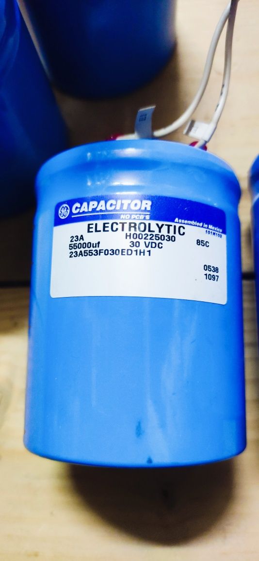 Condensatori electrolitici !