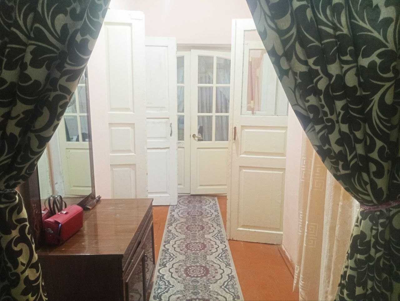 Уй сотилади. Продаётся дом