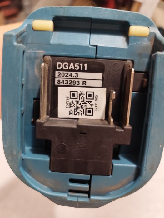 Безчетков акумулаторен ъглошлайф Макита Makita DGA511 като нов регулир