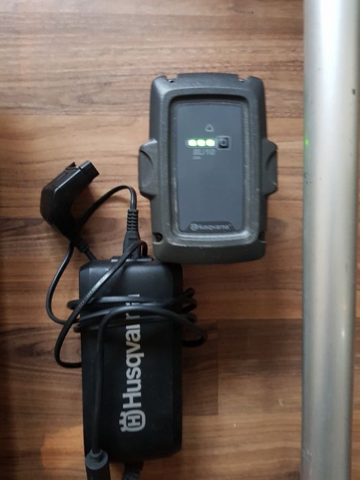 Motocoasă Husqvarna 535IFR și Suflantă  Husqvarna  525IB aproape NOI