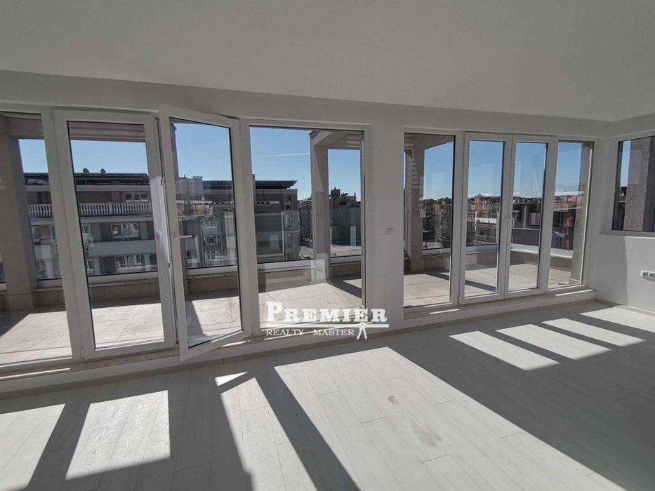 Продава се Тристаен апартамент в Свети Влас - 130 кв.м за 1402 €/кв.м - Снимка #8