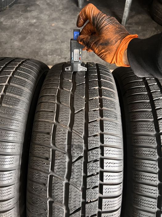 4 anvelope iarna 215/60/16 , Continental , 7.3 mm