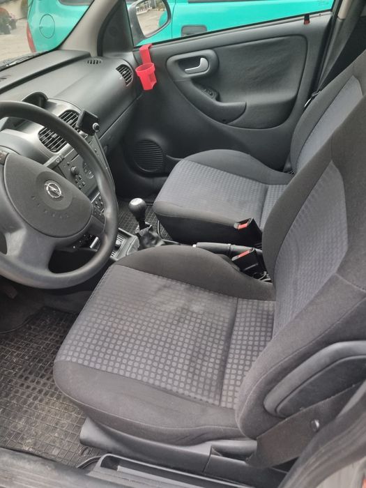 Opel Corsa 2005 година