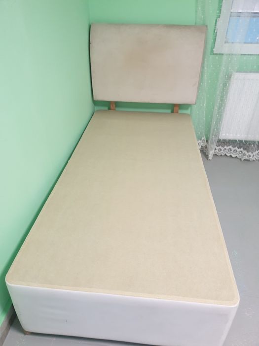 Reducere Pat de o persoana + saltea