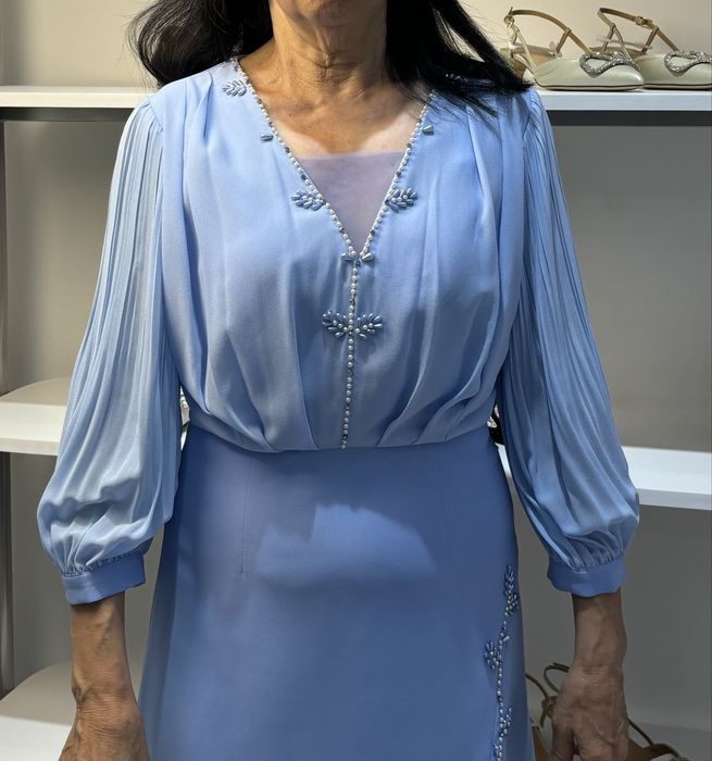 продаю вечернее женское голубое платье