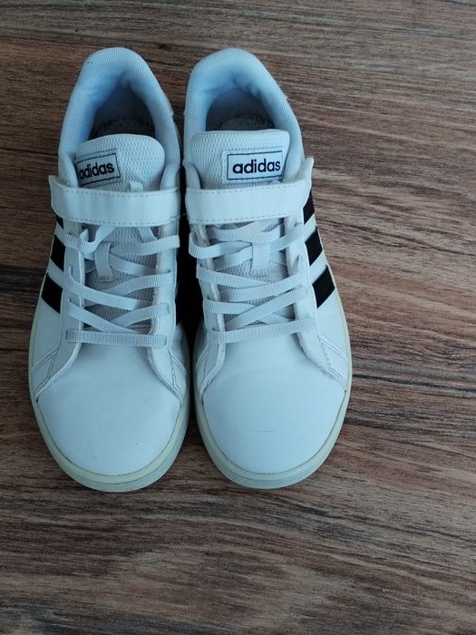 Adidași Originali