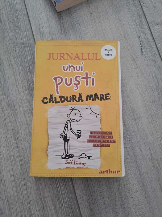 Jurnalul Unui Puști - Paperback, 4 volume
