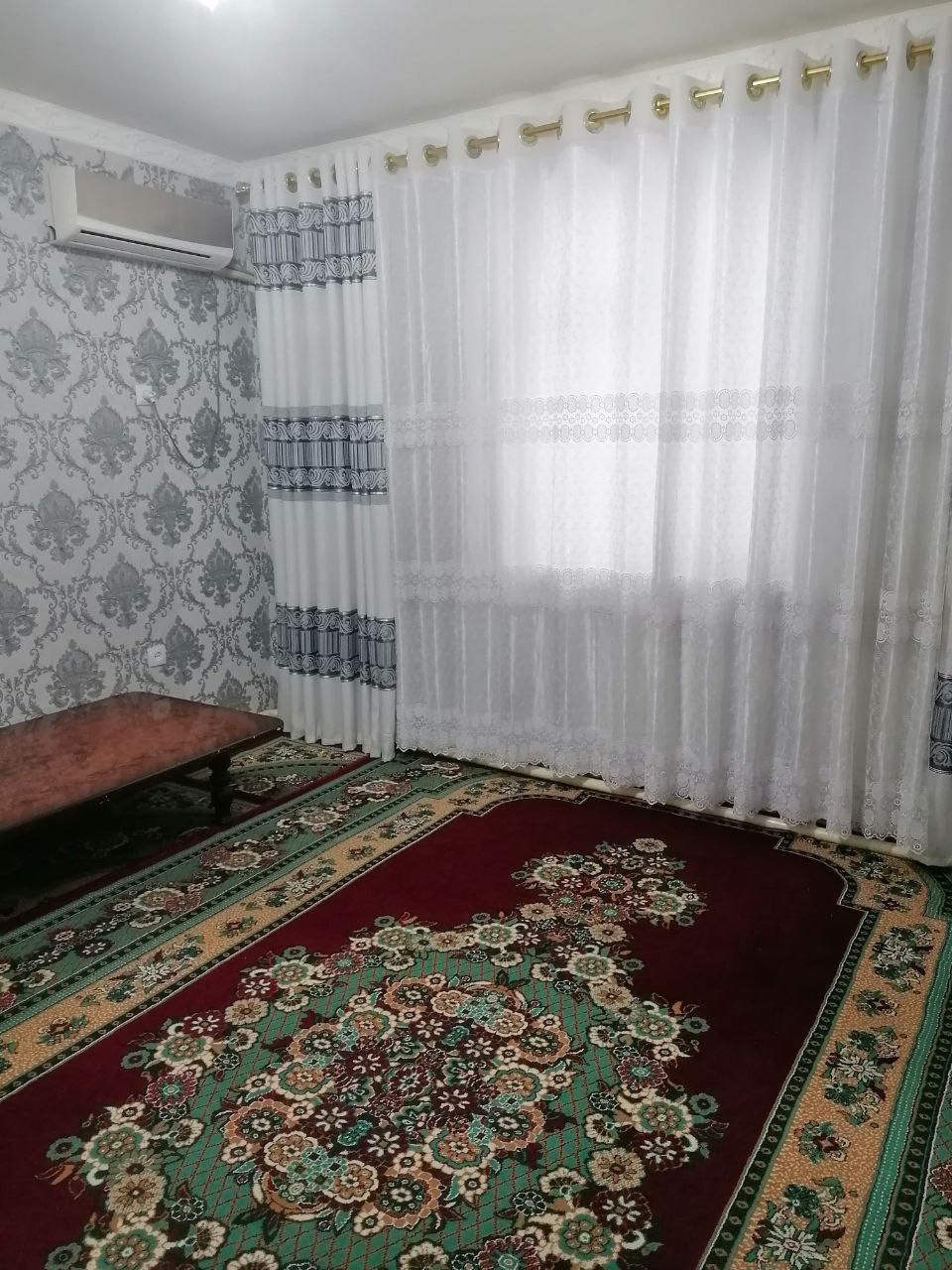 2 сотихли коттедж сотилади!!!