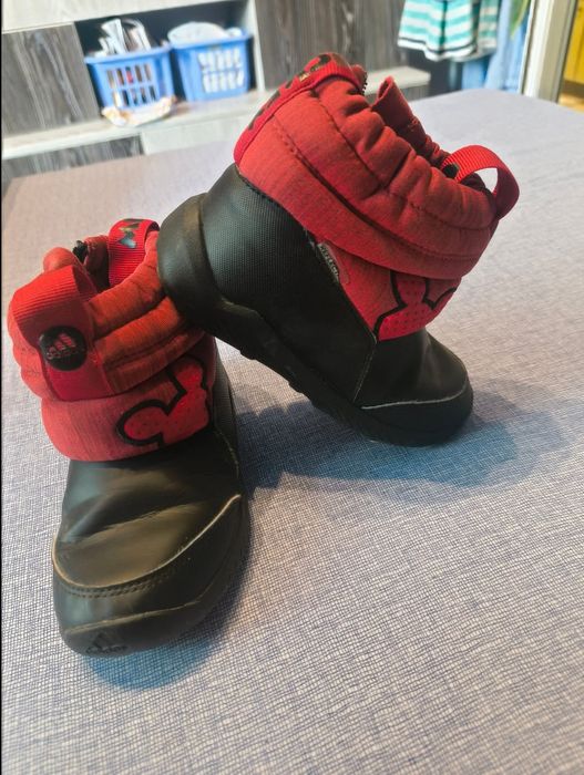 Adidas micky mouse