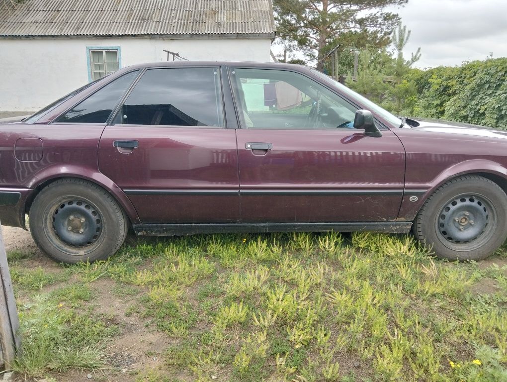 Продам Ауди 80 b4