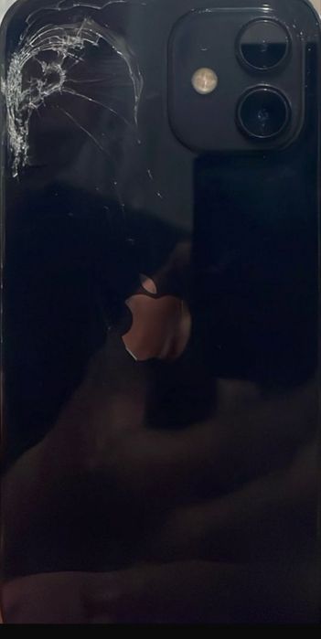 Продам айфон iphone 12