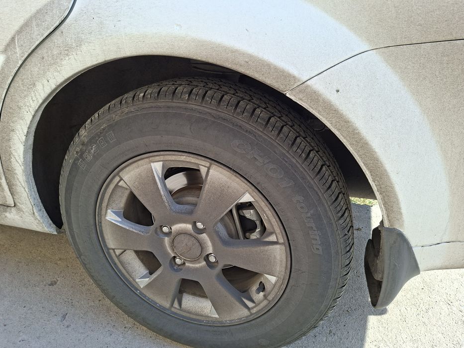 Charimhoo балон узи бошка фирма ёки копияси эмас куп юрмаган жентрага.