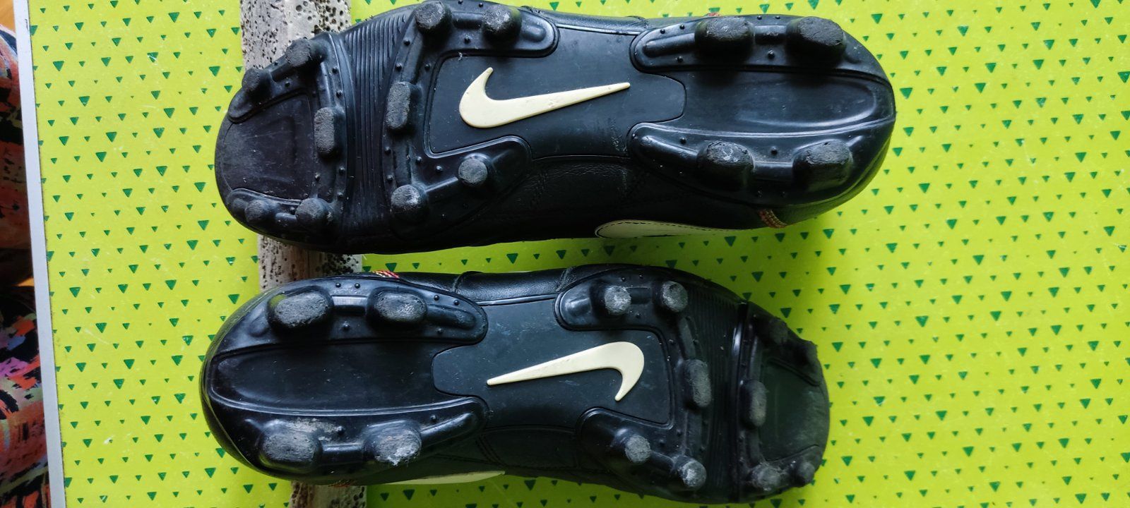 Футболни бутонки Nike , 40.5