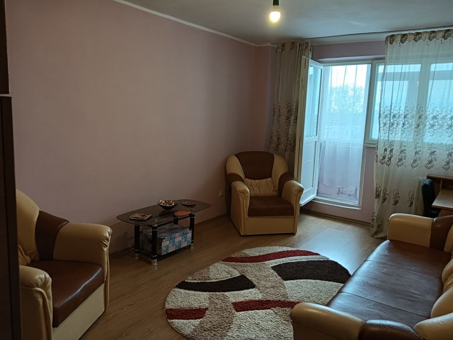 Proprietar, vând apartament 2 camere.