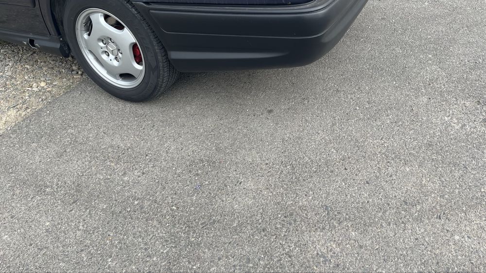 Продам бампер пароги от мерседес  амг е55 лупаря