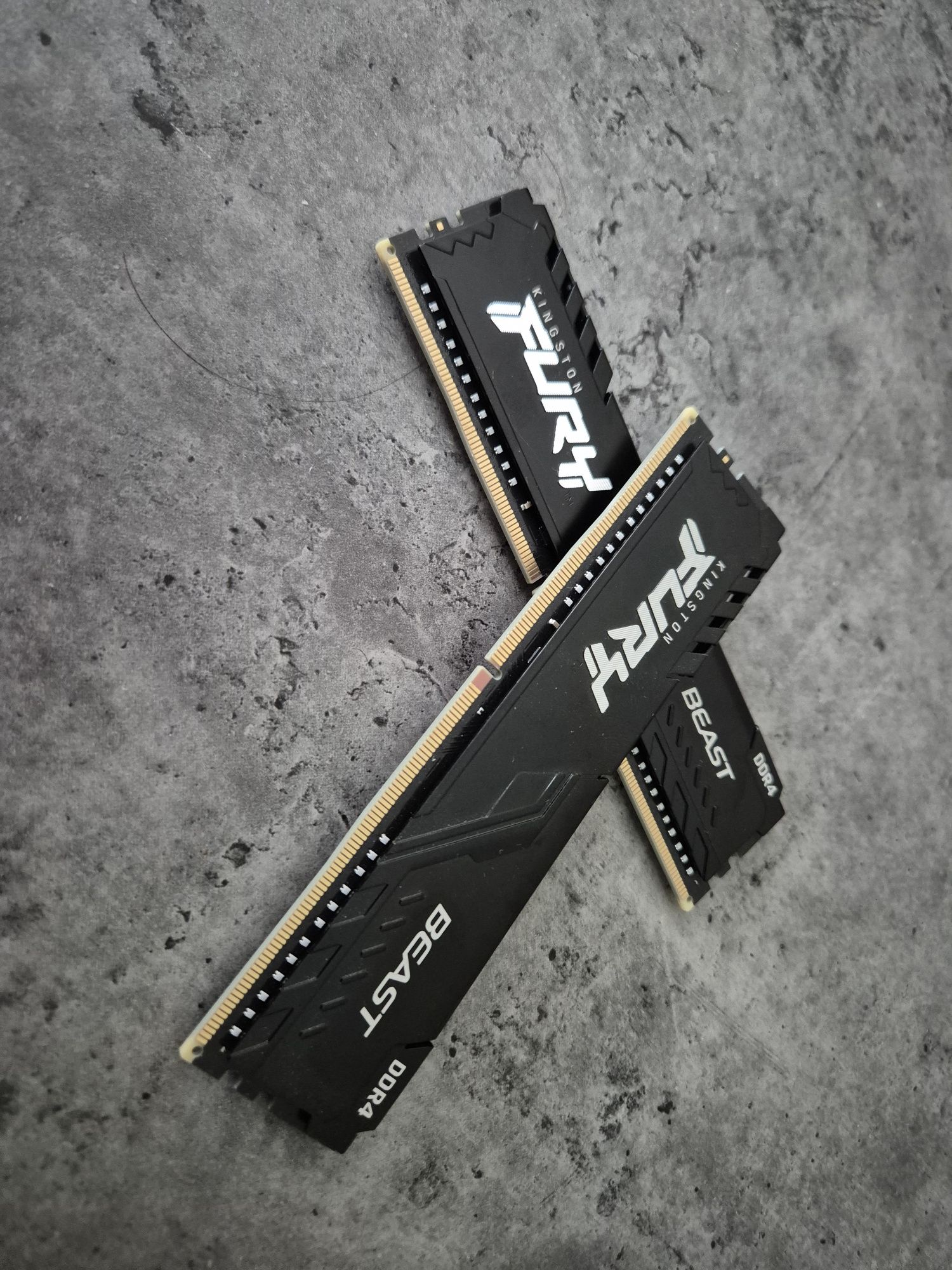 ram 2x8gb идеально състояние