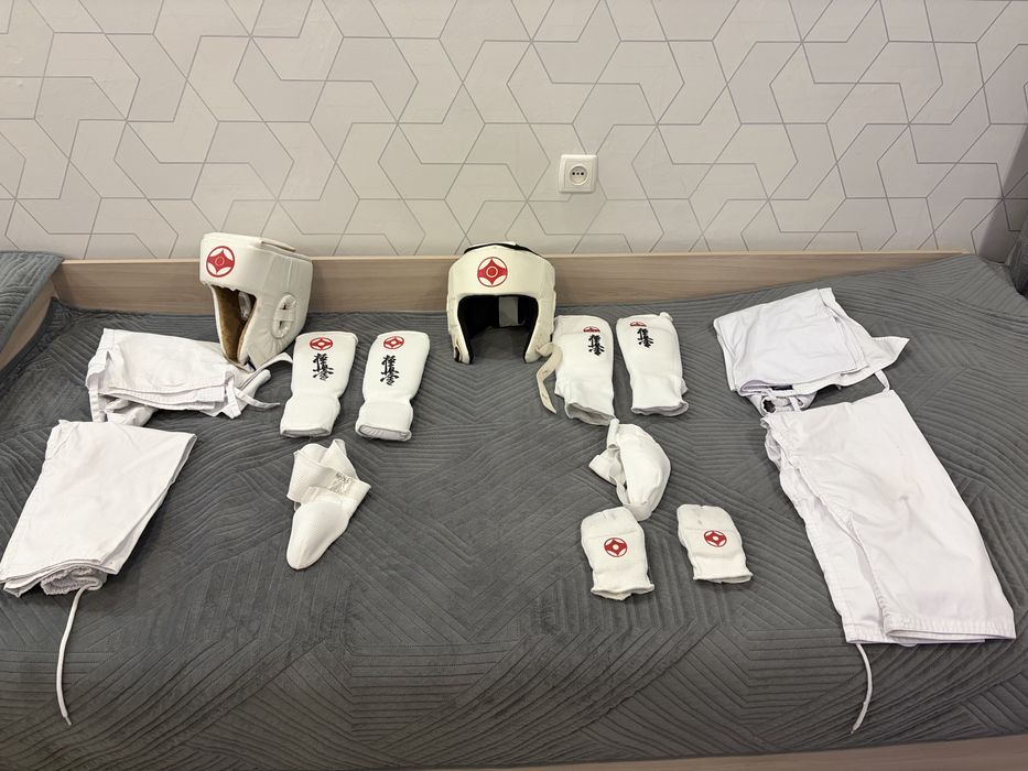 Набор для карате кимоно шлем защита