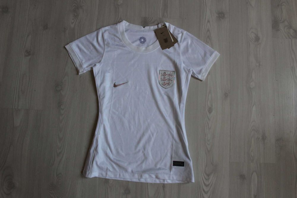 Tricou femei NIKE - ANGLIA - fotbal, 2022, NOU cu eticheta, marime S-M