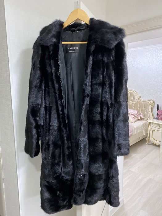 СрочноПродам норковую шубу