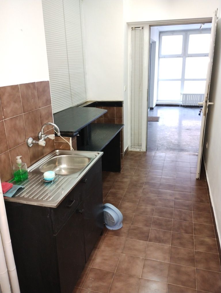 Продава се Офис в София, Банишора - 10 кв.м за 9 €/кв.м - Снимка #4