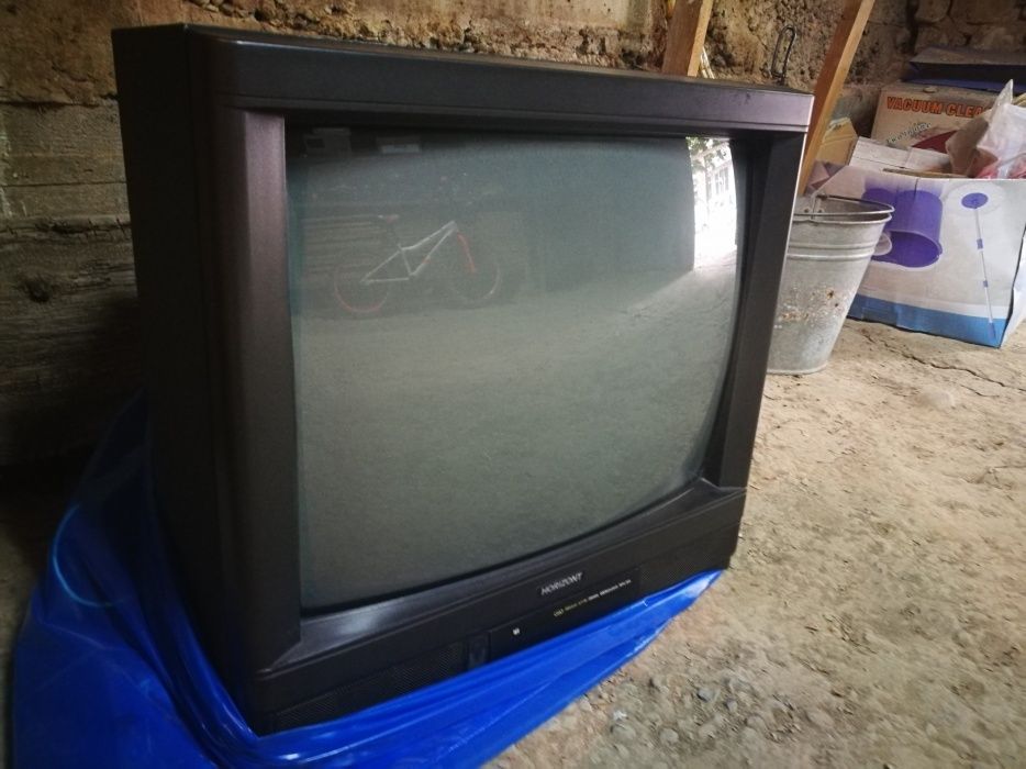 Телевизор цветной Horizont