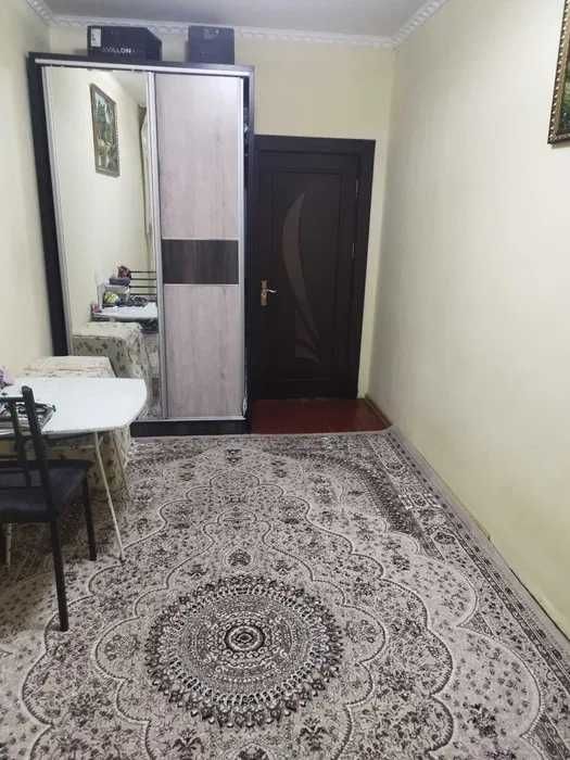 Арзон нархда 3 хонали кирпичный квартира 2 каватда сотилади Мелодия