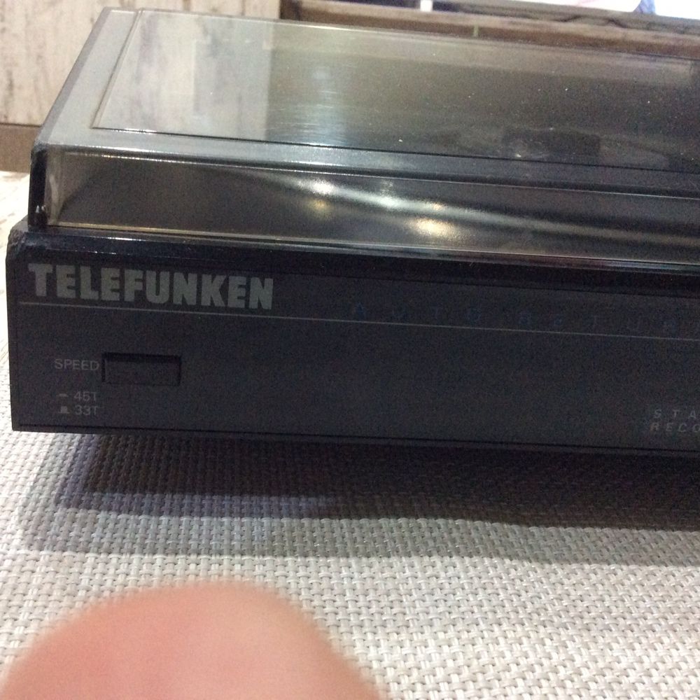 Грамофон Telefunken HS 300