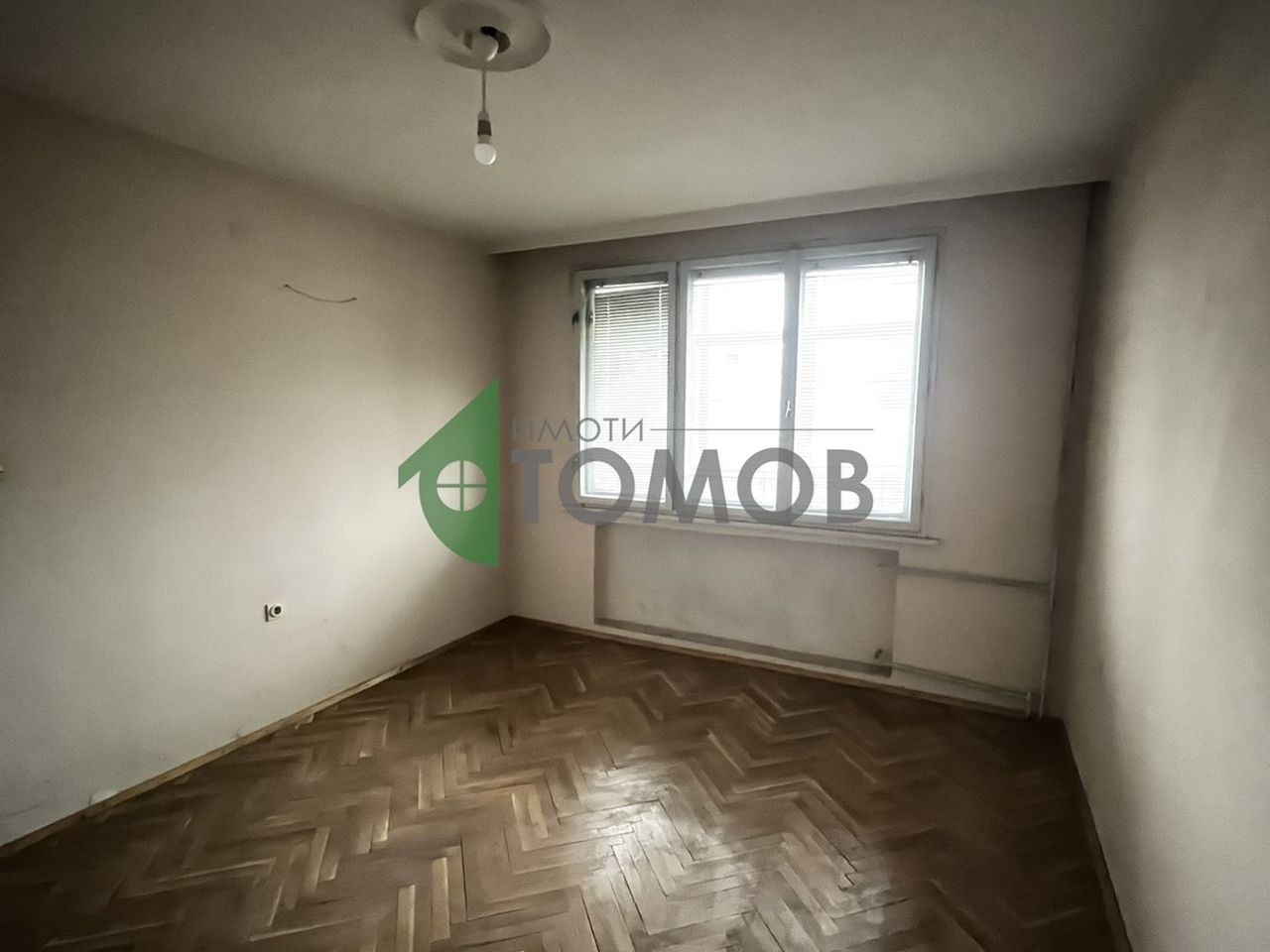 Продава се Тристаен апартамент в Шумен, Болницата - 97 кв.м за 947 €/кв.м - Снимка #5