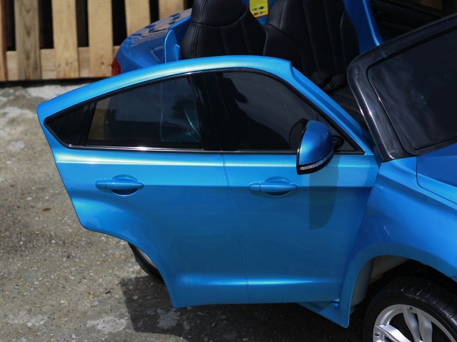 Masinuta electrica pentru 2 copii BMW X6M culoare Metalizata #Albastra
