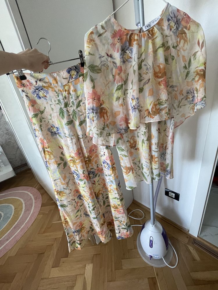 Compleu Zara cu print floral