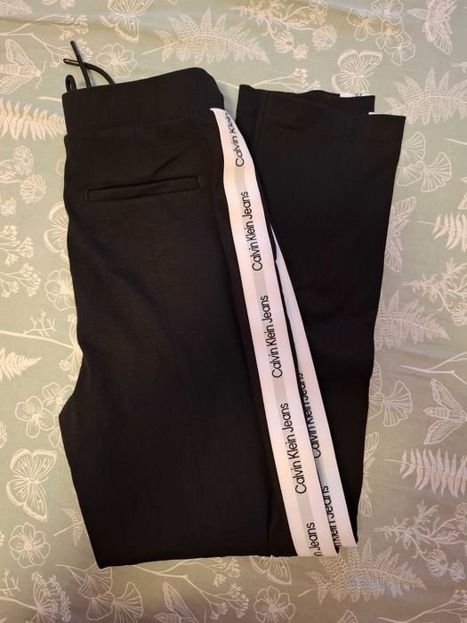 Дамски панталон calvin klein XS