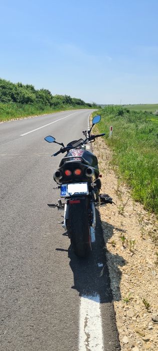 Suzuki GSR 600 Yoshimura