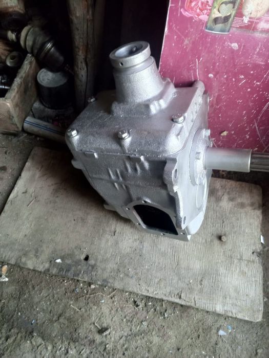 Продам каробку на газ 53 раздатка