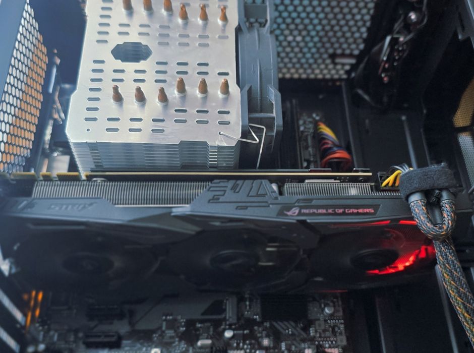 Pc gaming i5 12400 4.4GHz 12CPUs 16GB RAM GTX 1080 ROG NVMe 512GB