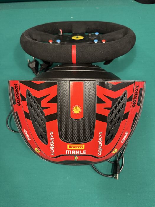 Thrustmaster T300 Ferrari alcantar | F1 Wheel Add-on | Pedale T3PA PRO