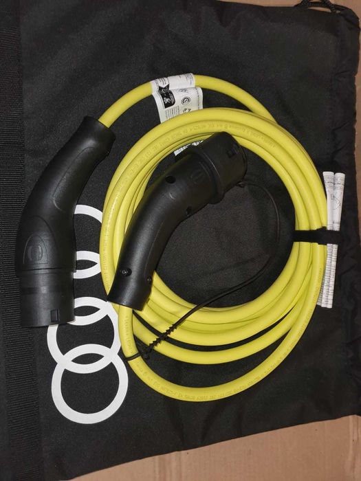 Зарядно устройство за електрически коли Ауди