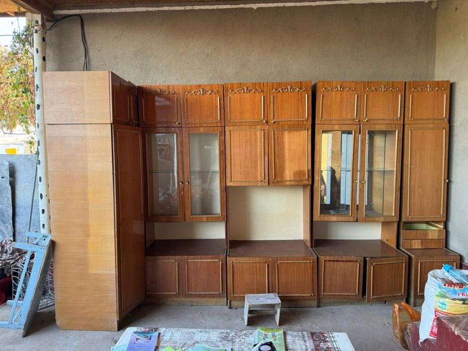 Продам  немецкую стенку в хорошем качестве