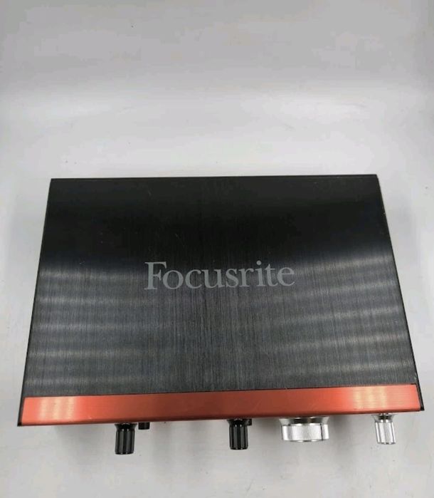 Interfață Audio Focusrite Clarett 2 pre și Theater 5.1 DTT2500
